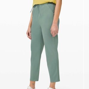Lululemon Stretch High Rise Crops